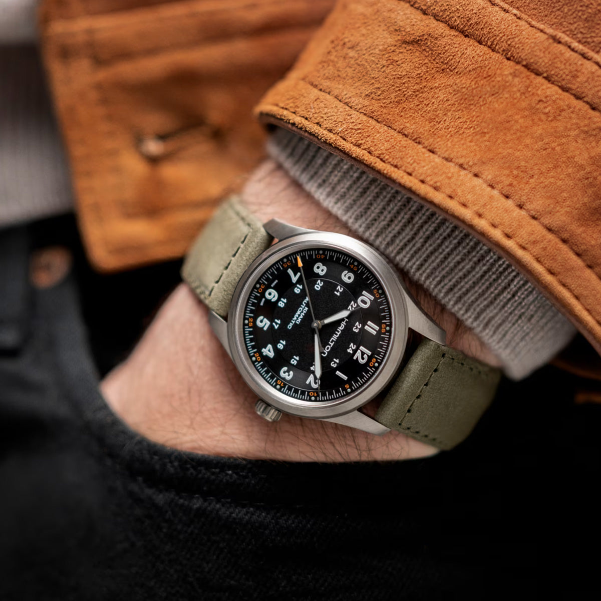 Hamilton - Khaki Field 38 mm Automatic Titanium Black Dial