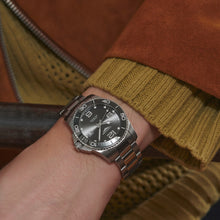 Load image into Gallery viewer, Longines - HydroConquest 41 mm Automatic Grey Sunray Dial - L37814766