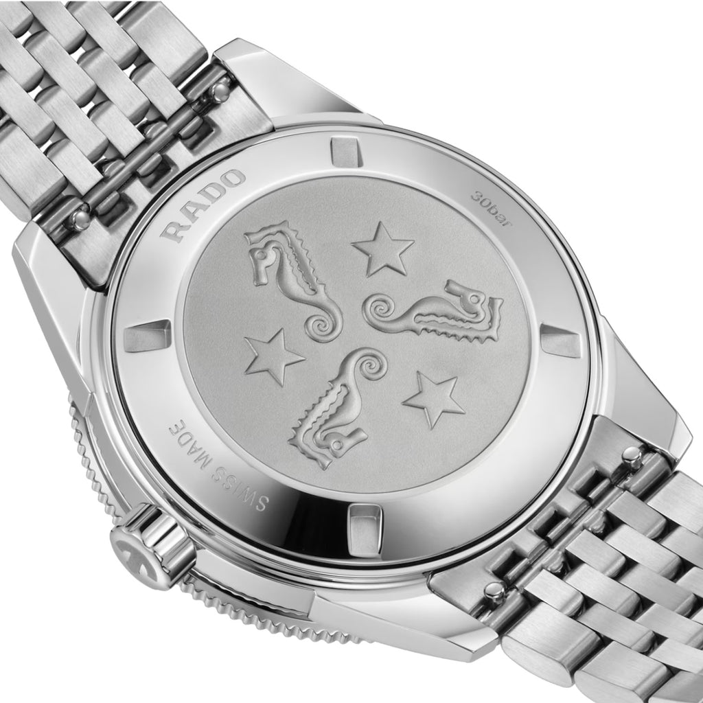 Rado - Captain Cook 39 mm Black Red Dial Two Extra Straps - R32223408