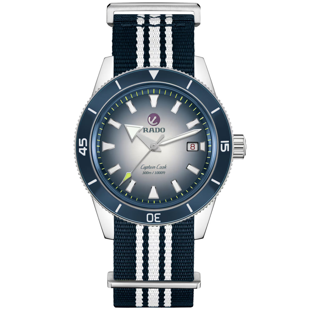 Rado - Captain Cook 42 mm Blue Gradient Dial Automatic - R32154208