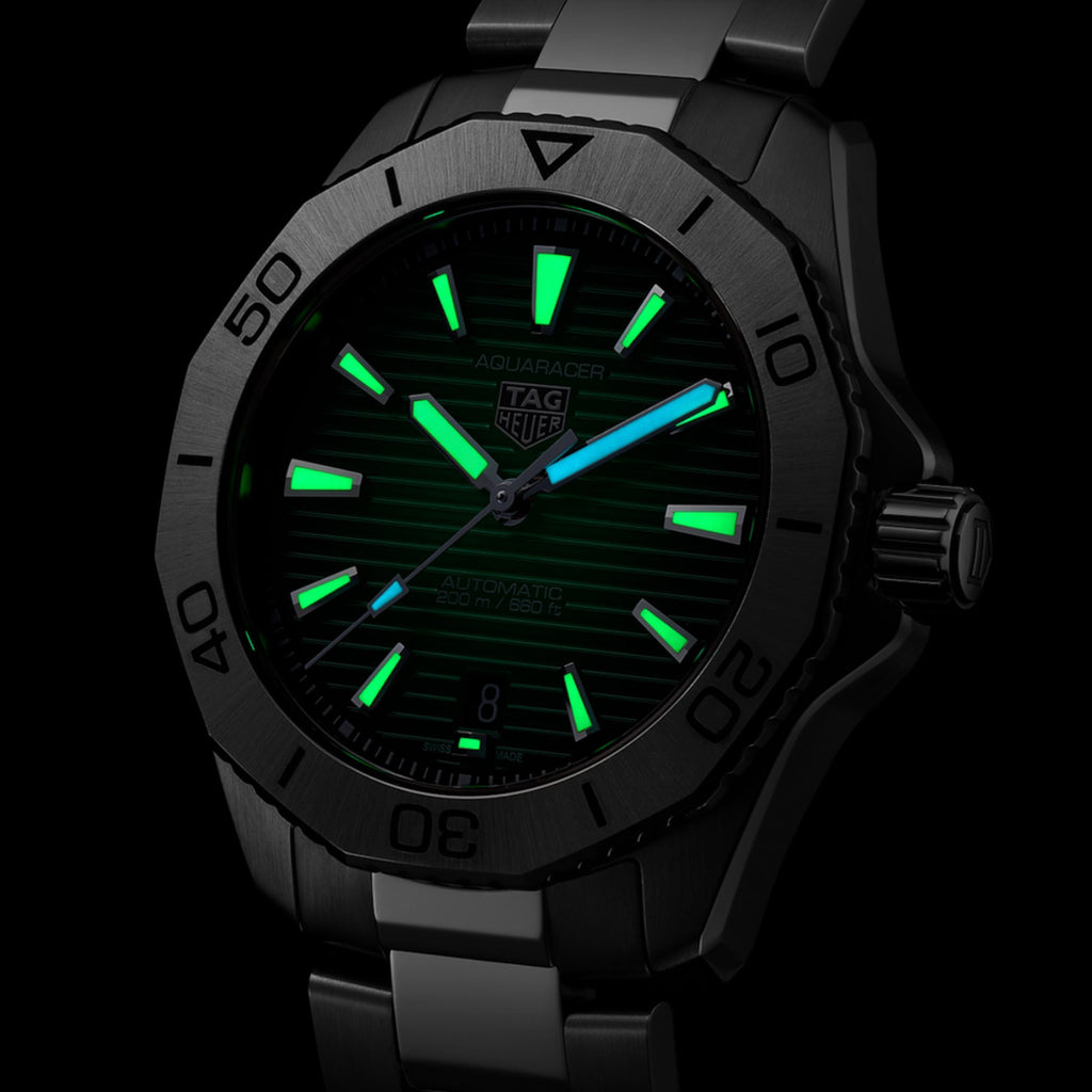 TAG Heuer - Aquaracer 40 mm Professional 200 Green - WBP2115.BA0627