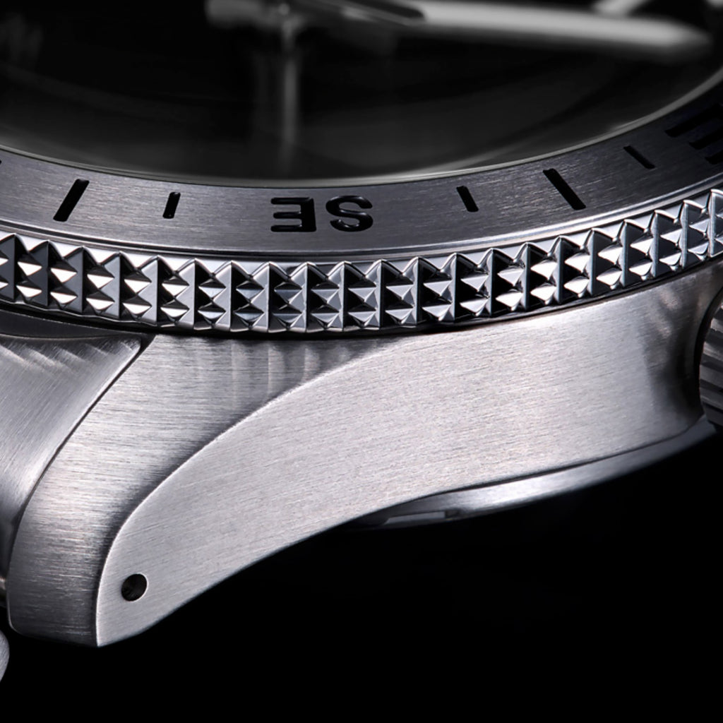 Seiko - Seiko 5 Field Series Compass Bezel Black Dial - HDB006