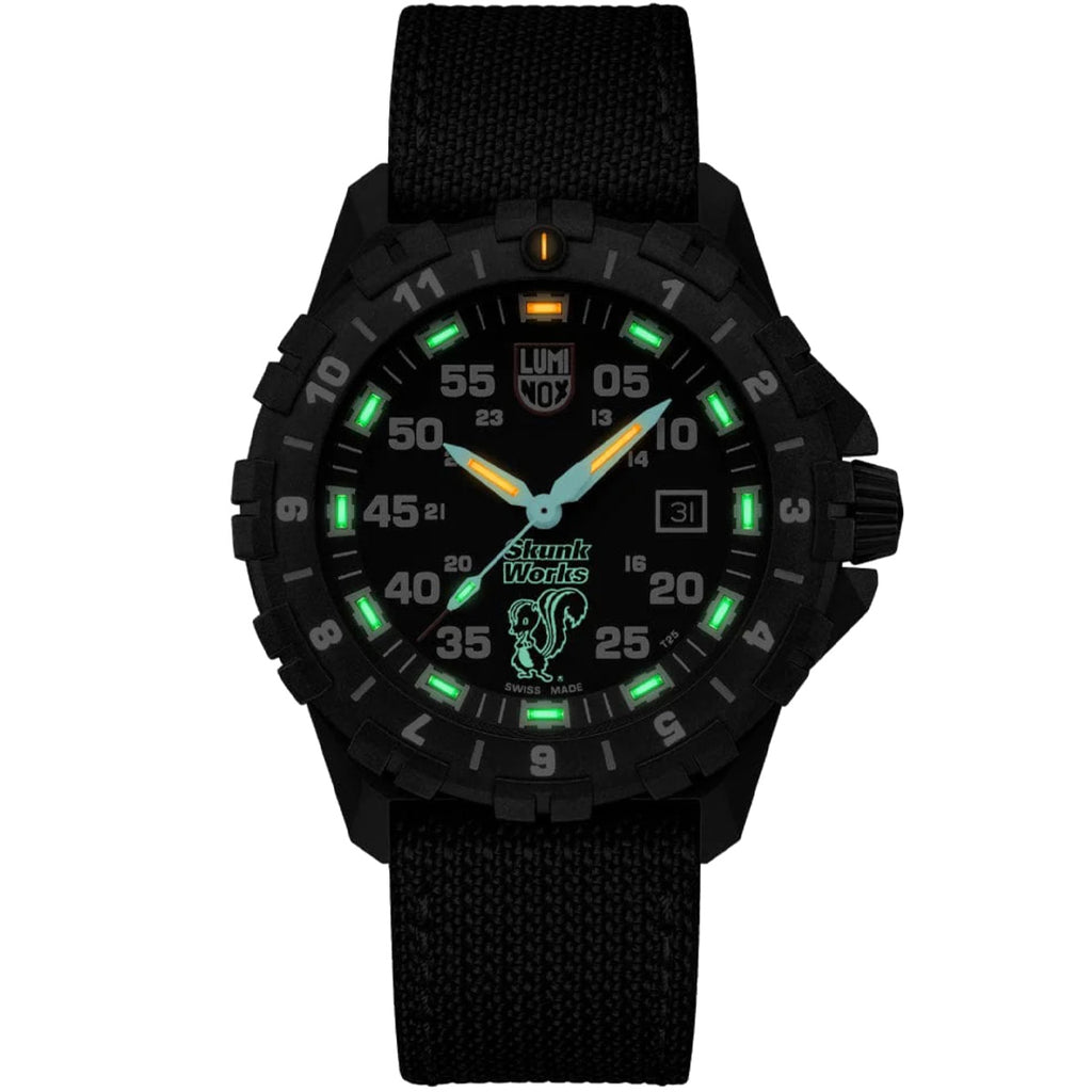 Luminox - F-117 NIGHTHAWK® x Skunk Works® 6440 Heritage Pilot 44 mm - XA.6442.H.SET