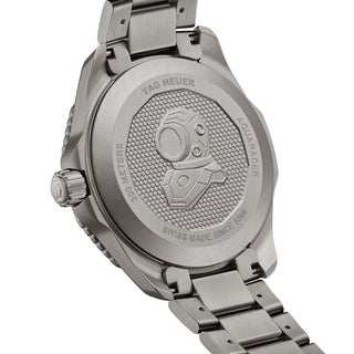 TAG Heuer - Aquaracer 43 mm Professional 300 Titanium - WBP208B.BF0631