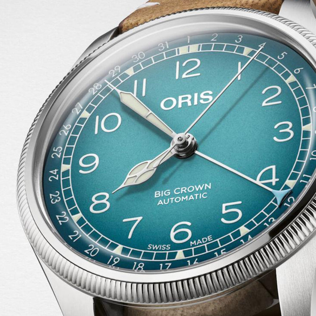 Oris - X Cervo Volante 38 mm Green Dial Pointer Date Travel Pouch Set - 0175477794065