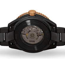 Load image into Gallery viewer, Rado - Captain Cook High-Tech Ceramic 43 mm - R32127162