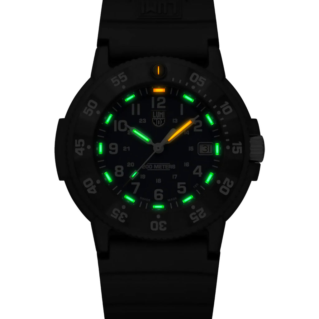 Luminox - Original Navy SEAL 43 mm Dive Watch Black Dial - XS.3001.F